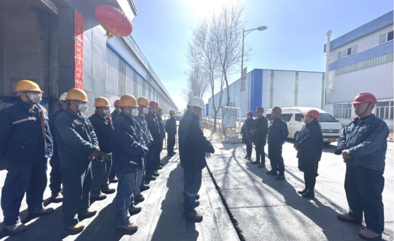 融融暖意润基层 诚挚祝福达一线——6732顶级游戏娱乐工投党政班子除夕走访慰问坚守一线干部职工