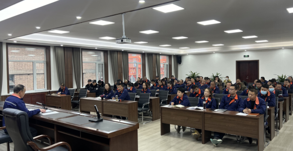 6732顶级游戏娱乐配送公司安委会召开2024年第一次安全生产专题会议