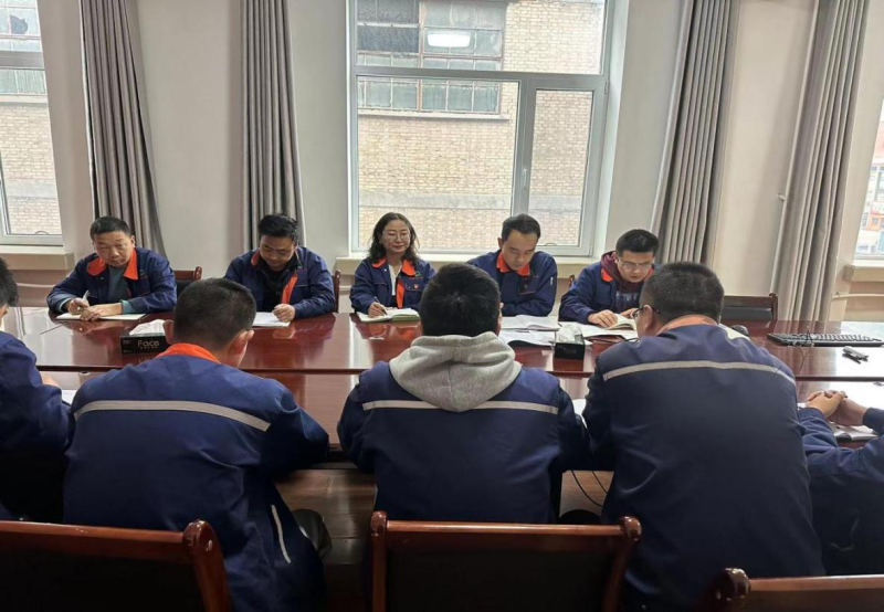 6732顶级游戏娱乐配送公司团支部召开学习贯彻 习近平新时代中国特色社会主义思想主题教育部署会