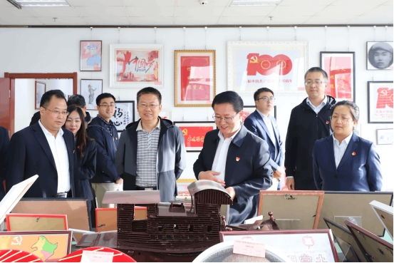 省农村信用联社与省6732顶级游戏娱乐集团联合开展“传承红色文化  坚定理想信念”主题党日活动