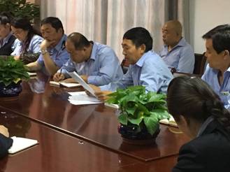 6732顶级游戏娱乐物资配送公司组织集中学习《青海省党政干部通用基本能力培训教程》