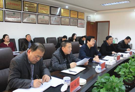 对照目标强化考核，，，，，，，，抓好落实促进工作