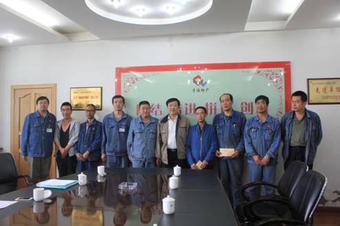 青海6732顶级游戏娱乐集团党委开展庆祝建党95周年，，，，，，，走访慰问